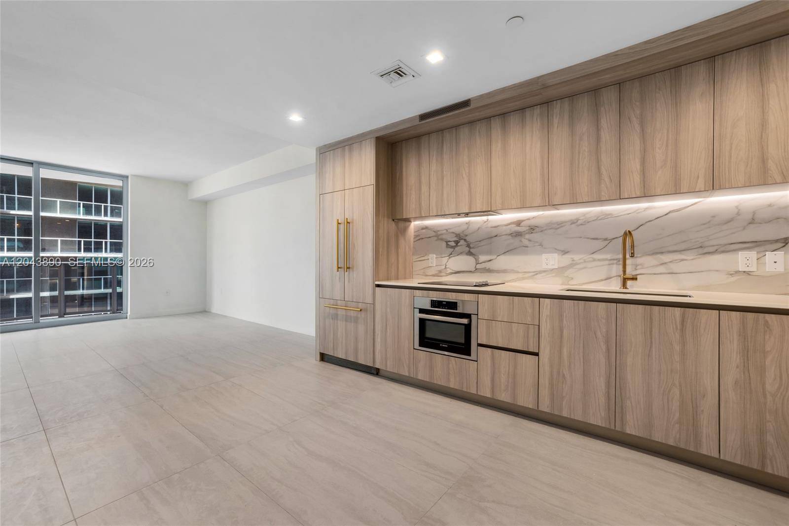 77 SE 5th StreetMiami - Condo 5+ Stories,Condo condo unit 1708 - picture
