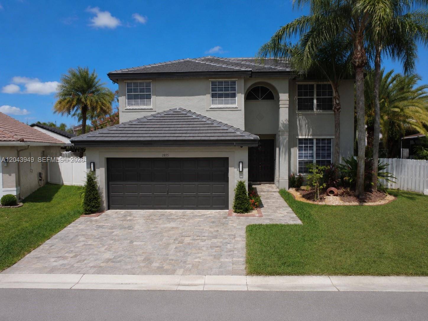 2855 SW 177th TerMiramar - picture