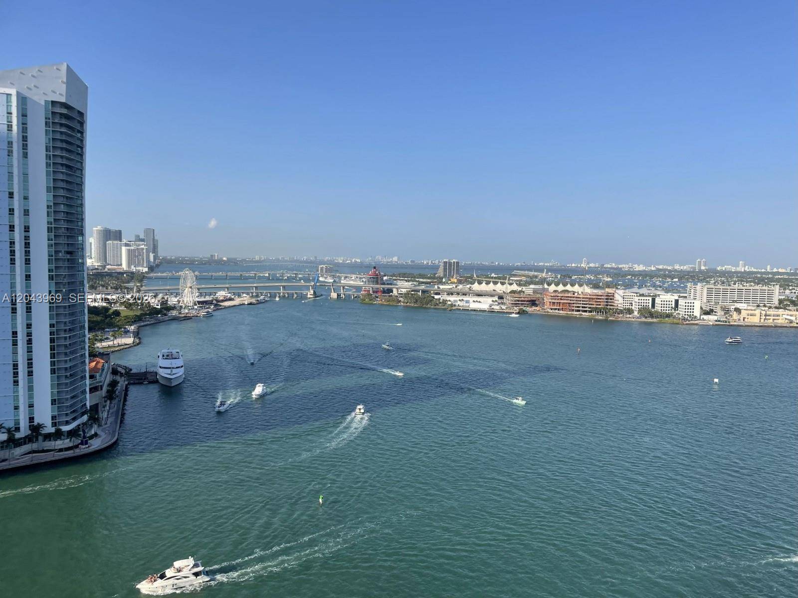 888 Brickell Key DrMiami - ONE TEQUESTA POINT CONDO condo unit 2610 - picture