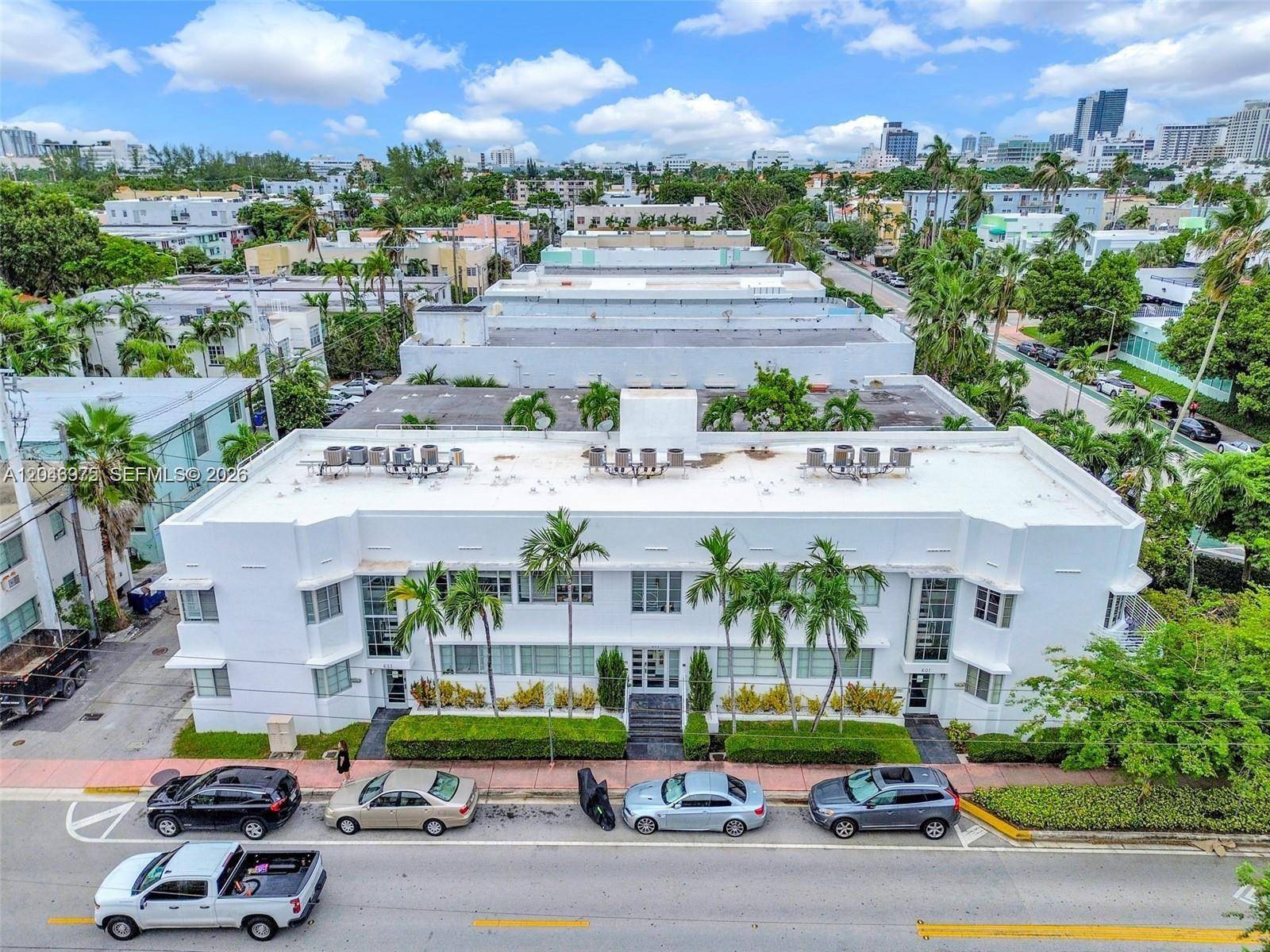 601 11th StMiami Beach - ELEVEN CONDO condo unit 107 - picture