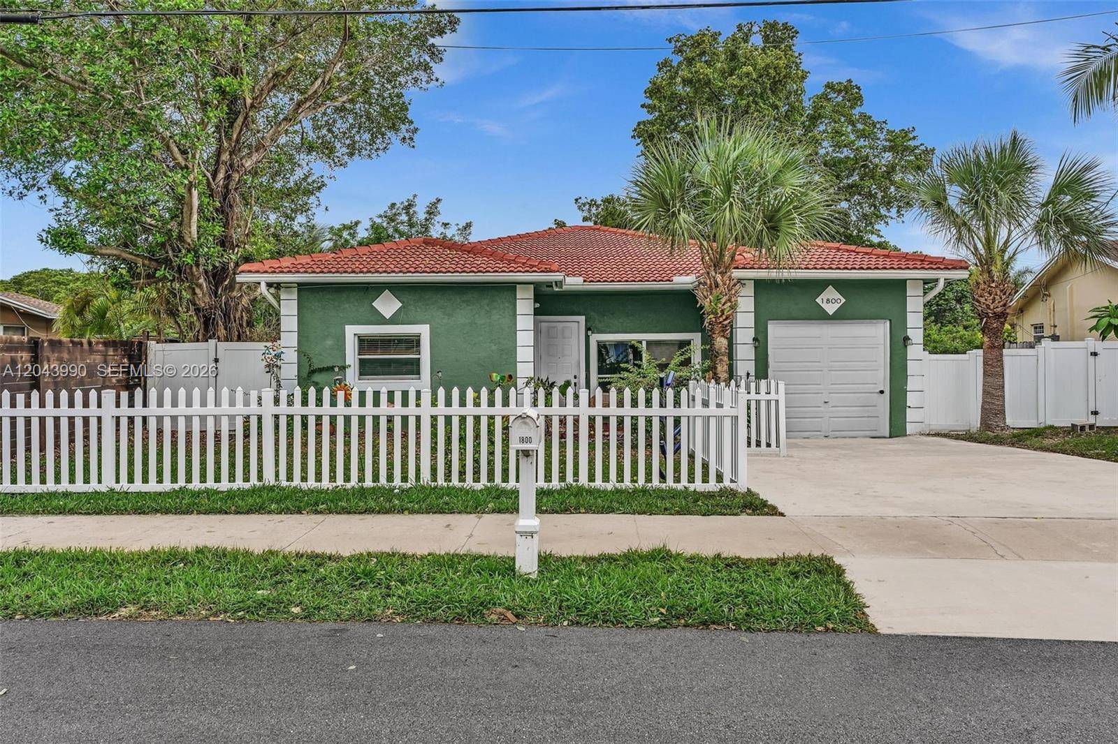 1800 NW 3rd CtFort Lauderdale - picture