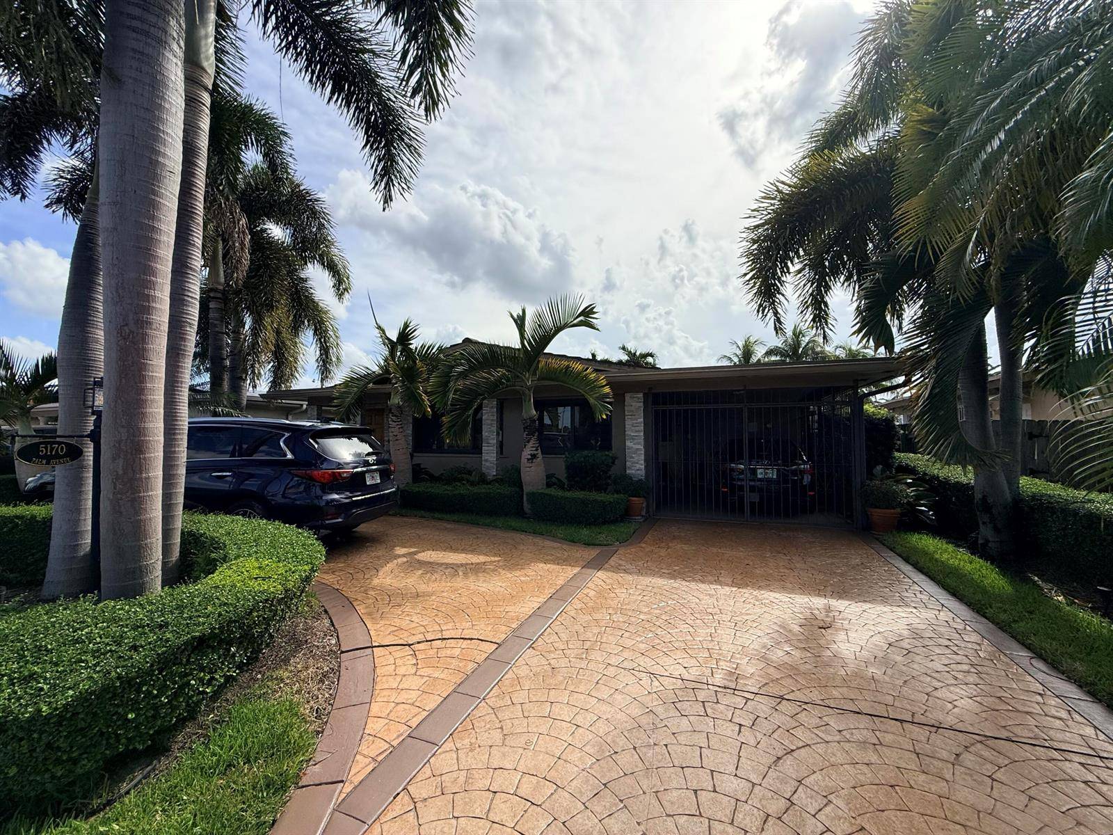 5170 PalmHialeah - picture
