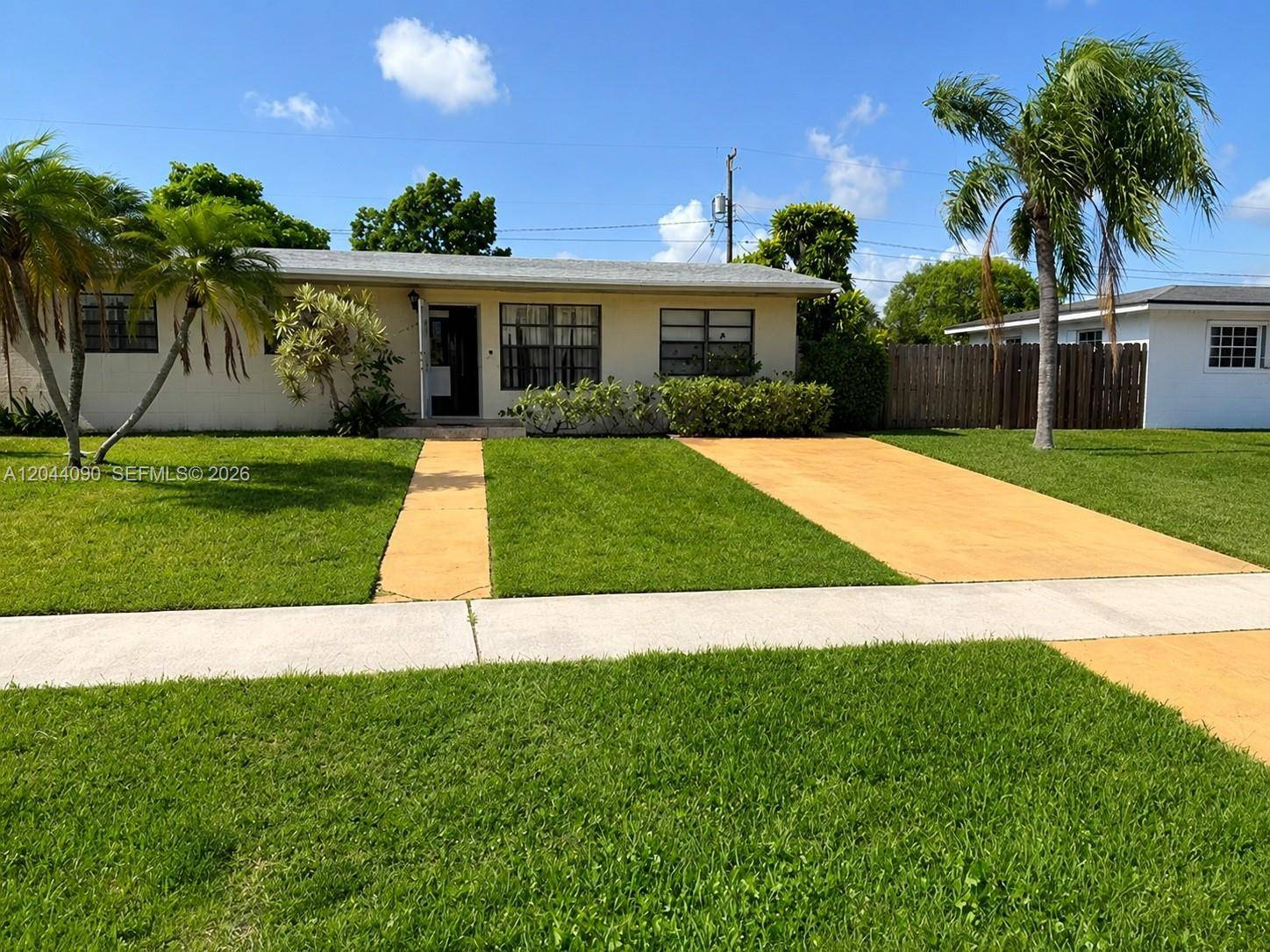 11832 SW 185th TerMiami - picture
