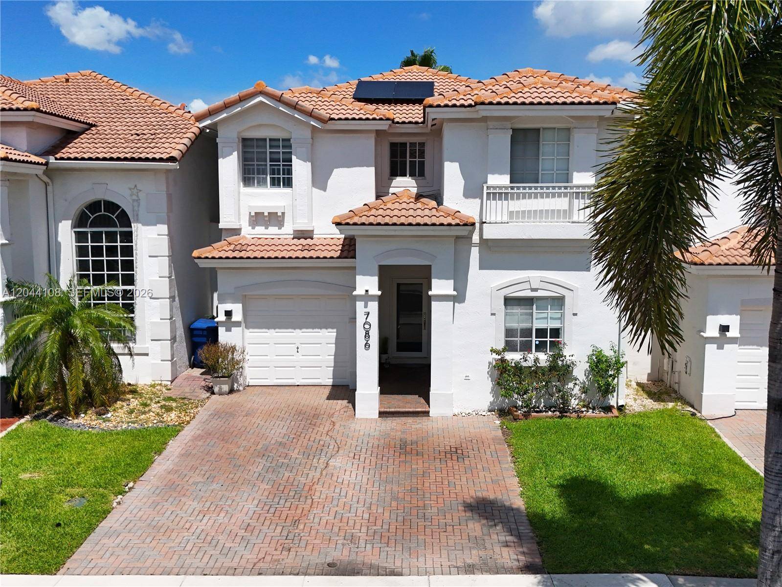 7086 NW 116th CtDoral - picture