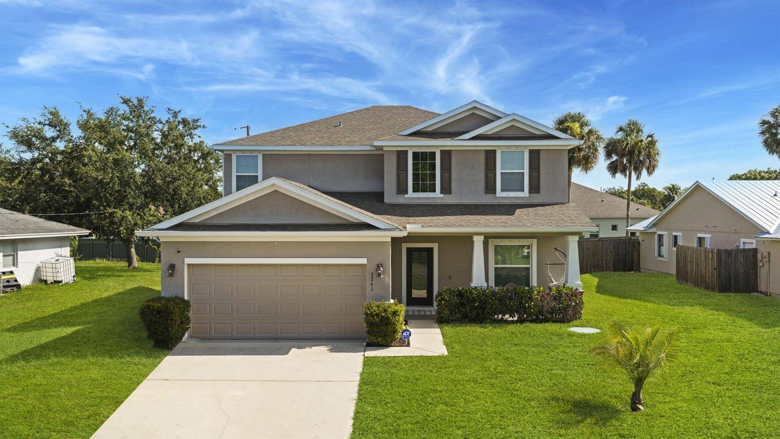 2241 SW Abalon - picture