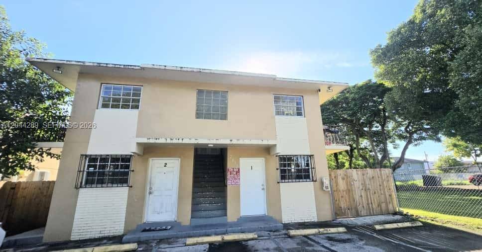 2835 NW 22nd AveMiami - picture