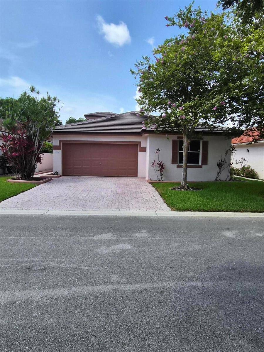 7306 NW 1stPlantation - picture