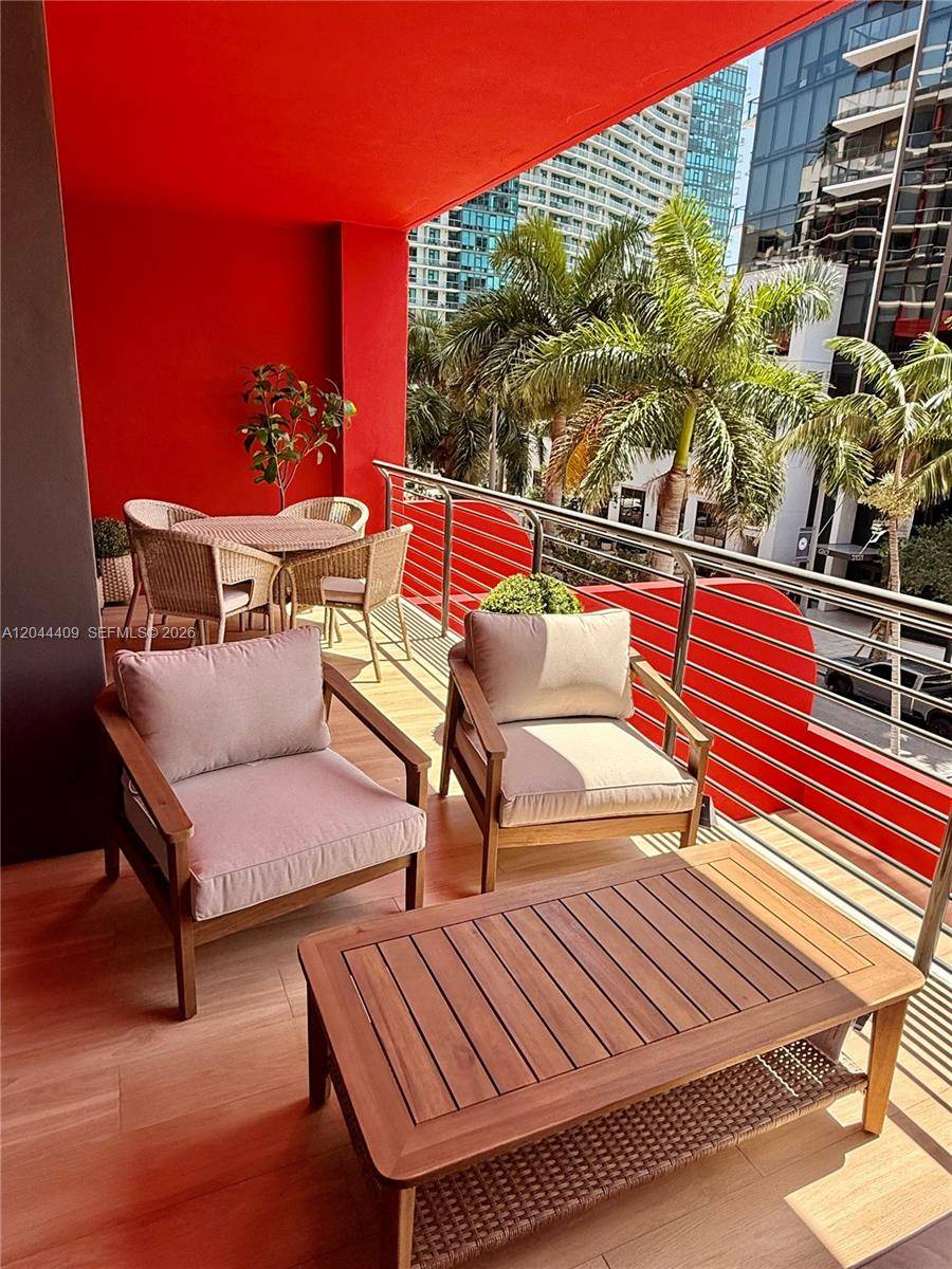 90 NE 32Miami - THE STANDARD RESIDENCES,THE STANDARD RESIDEN condo unit 302 - picture