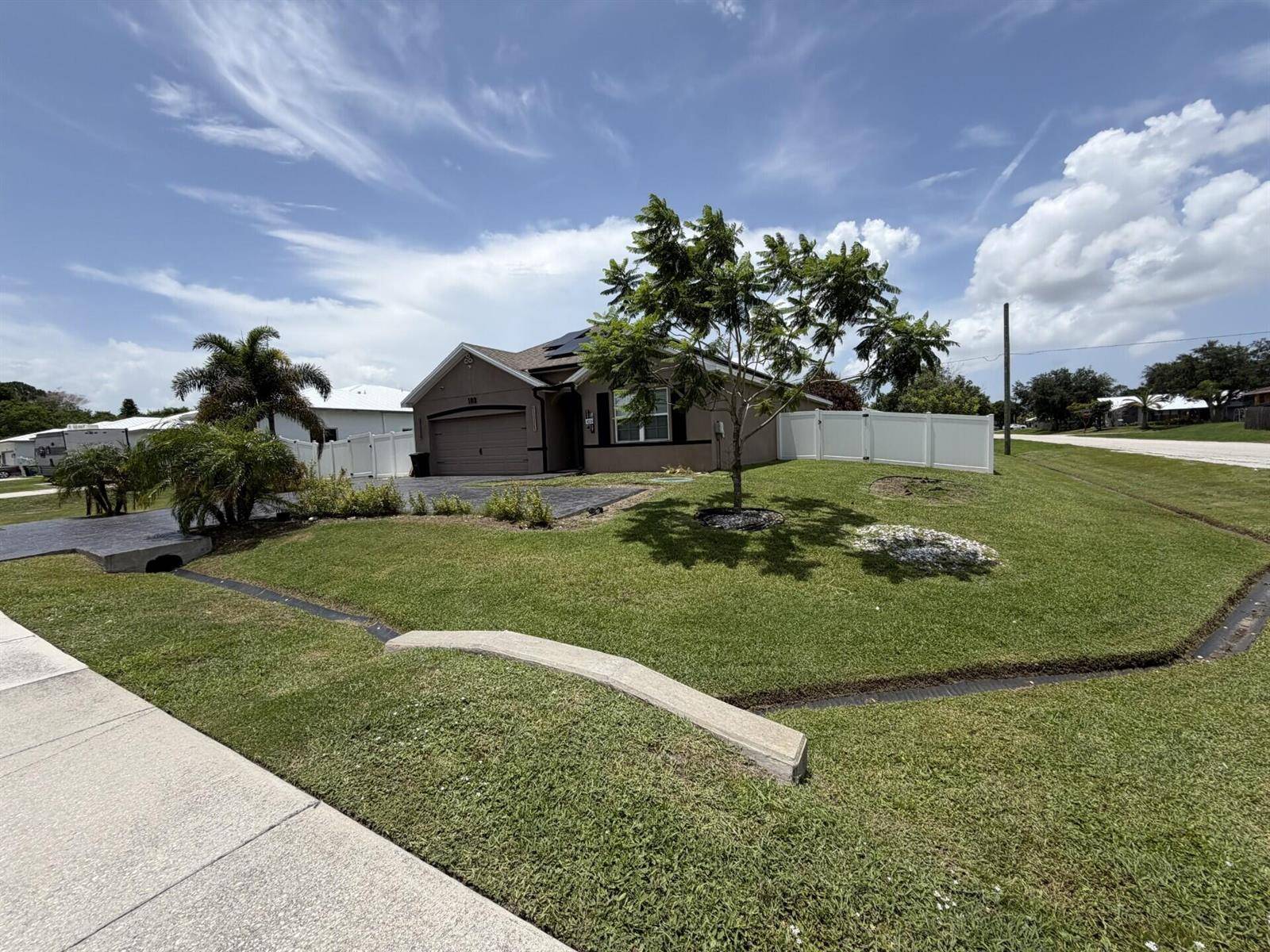 103 SW OakridgePort St. Lucie - picture
