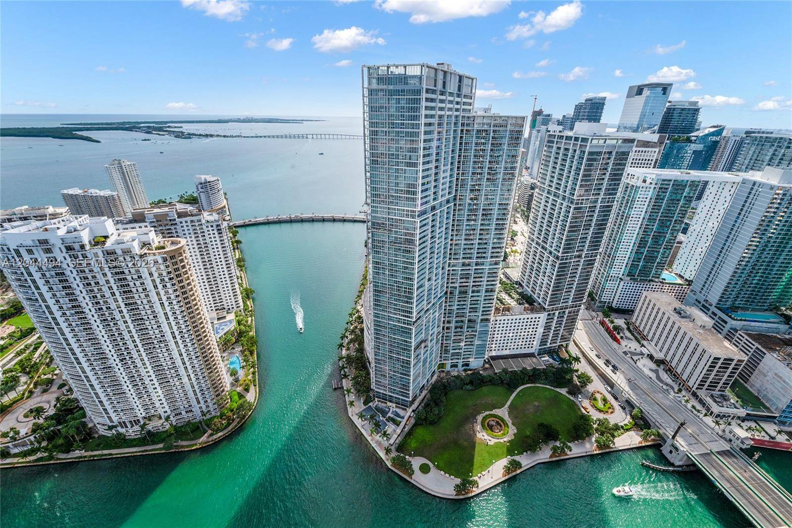 300 Biscayne Blvd WayMiami - Aston Martin condo unit 5104 - picture