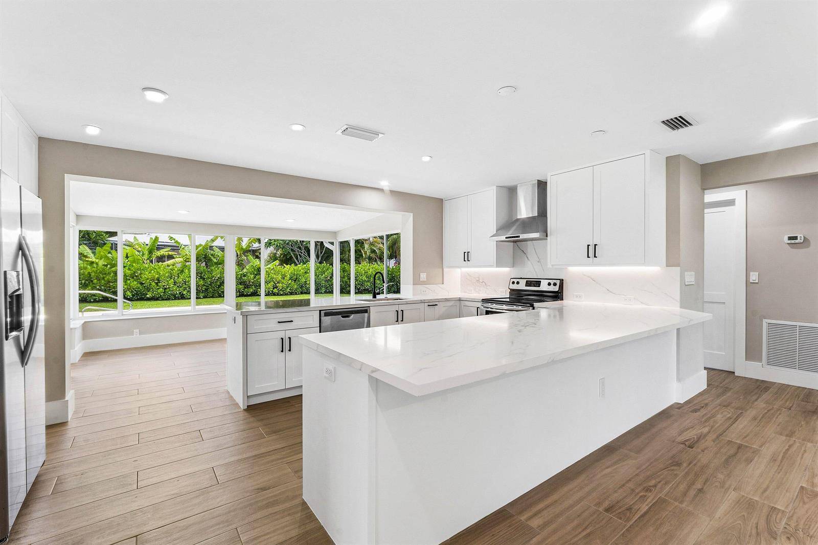 945 WestwindNorth Palm Beach - picture