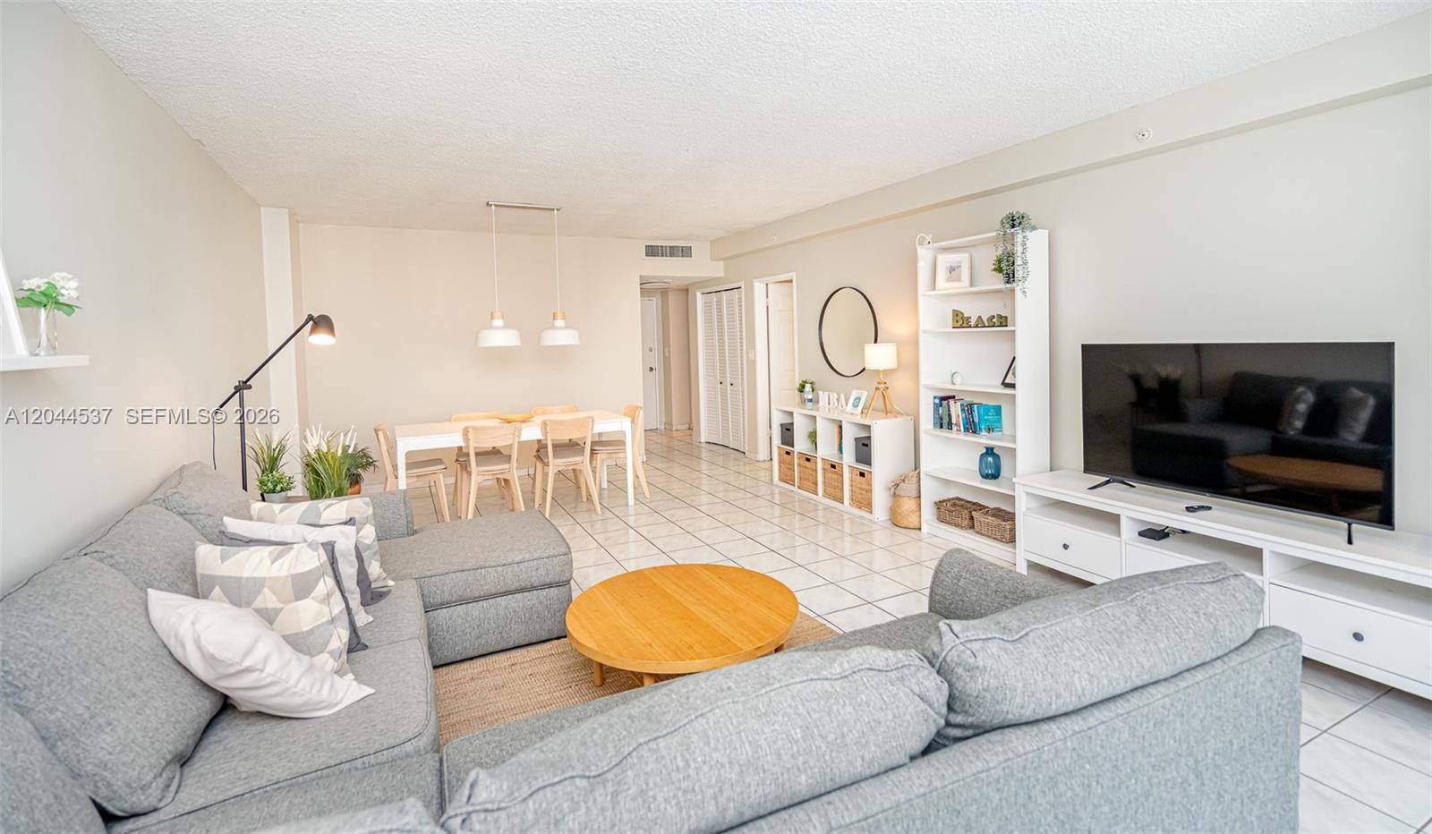 5601 Collins AveMiami Beach - Condo 5+ Stories,Condo condo unit 1517 - picture