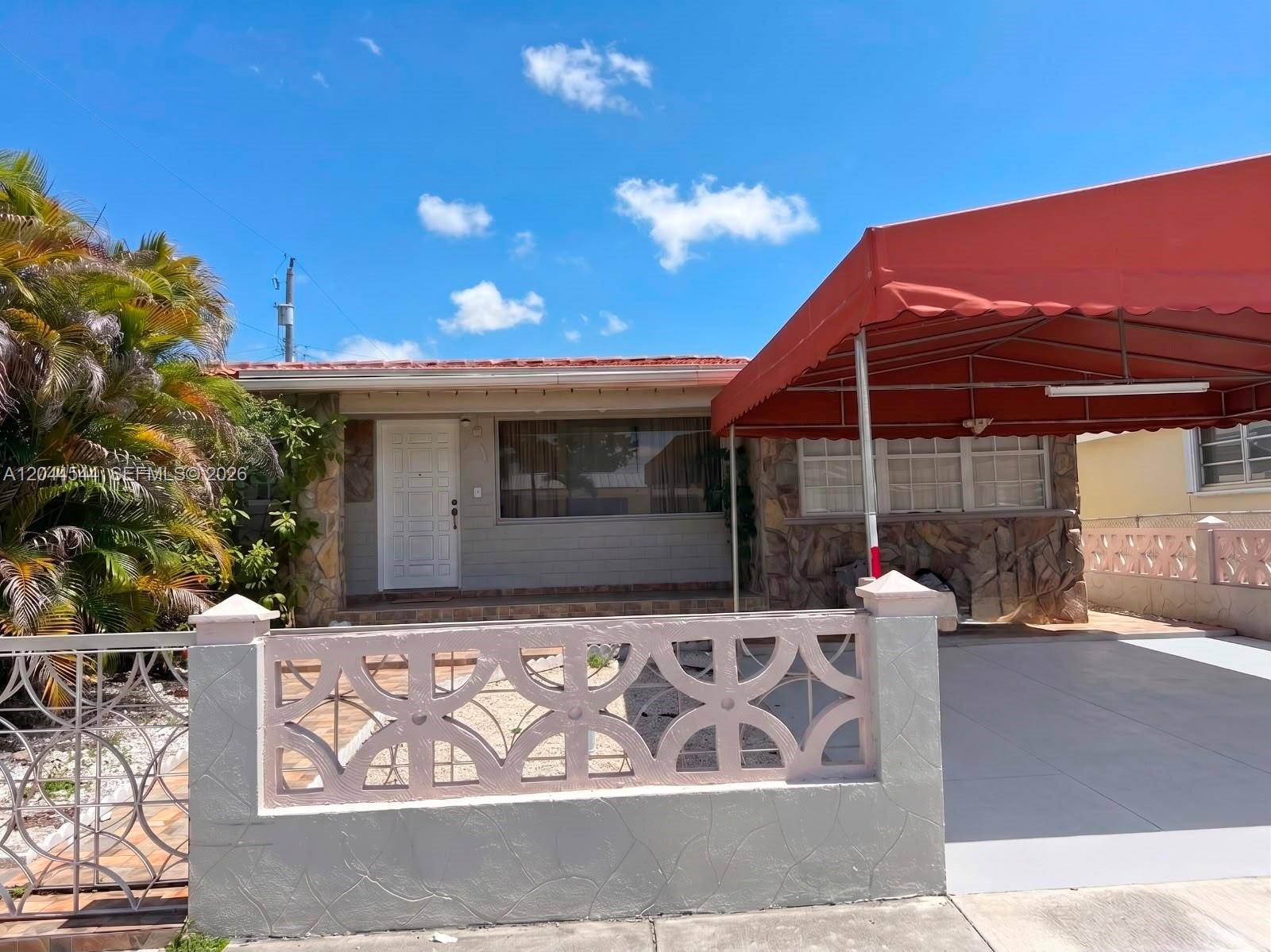 974 SE 1st StHialeah - Single Family-Annual,House condo unit 974 - picture