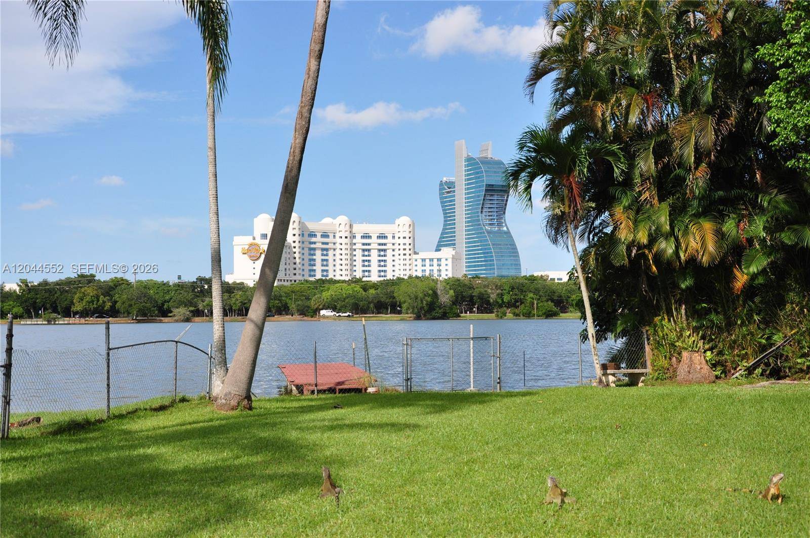 5630 SW 55th AveDavie - picture