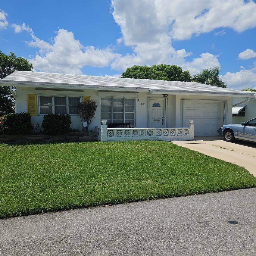 7105 NW 68thTamarac - picture