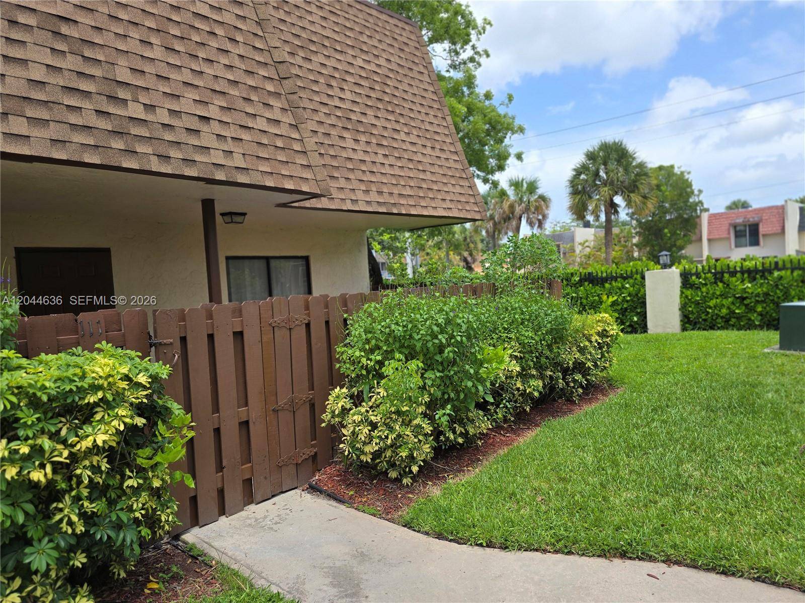 111 San Remo BlvdNorth Lauderdale - picture