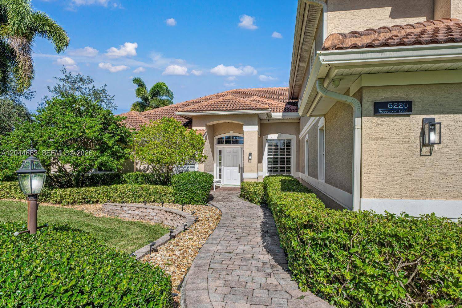 5220 Rosewood LnVero Beach - picture