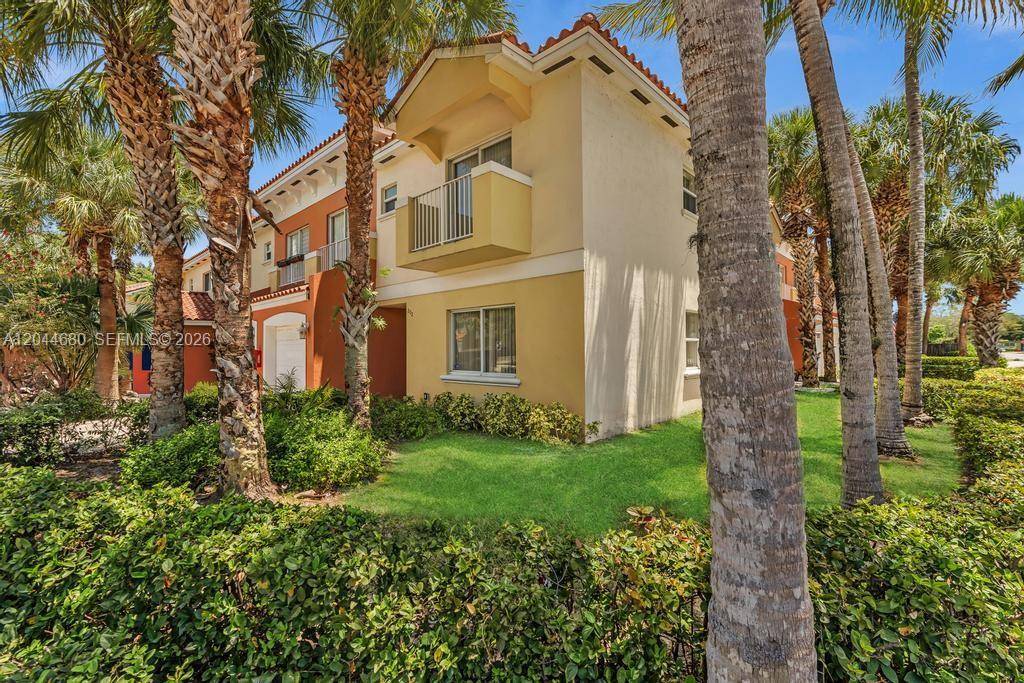 1316 NW 3rd StFort Lauderdale - picture