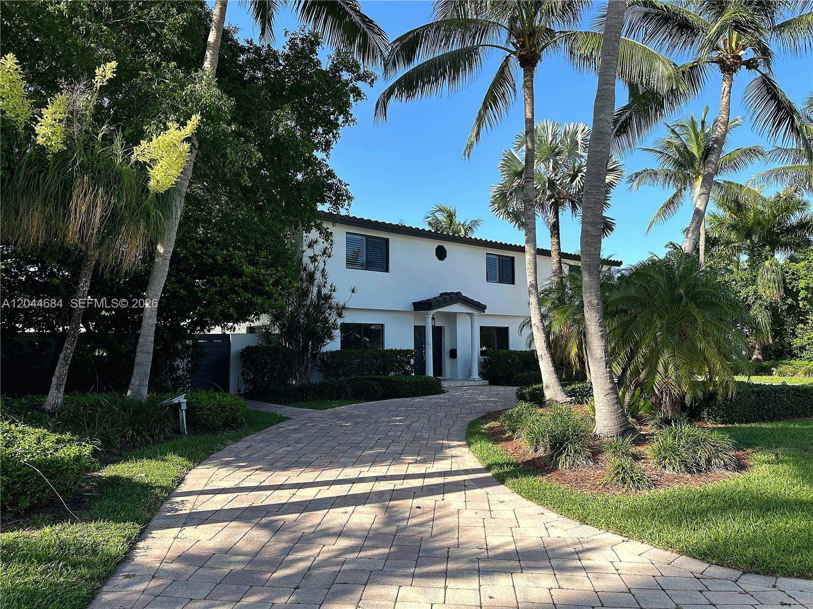 2445 SE 8th StPompano Beach - picture