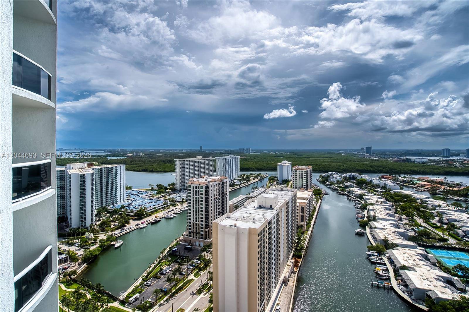 16001 Collins AveSunny Isles Beach - Condo/Co-Op/Annual,Condo condo unit 2605 - picture