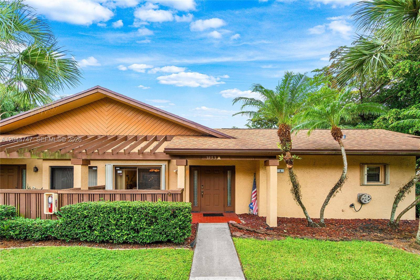 3953 Cocoplum CirCoconut Creek - KARANDA VILLAGE III-C CON condo unit 3609 - picture