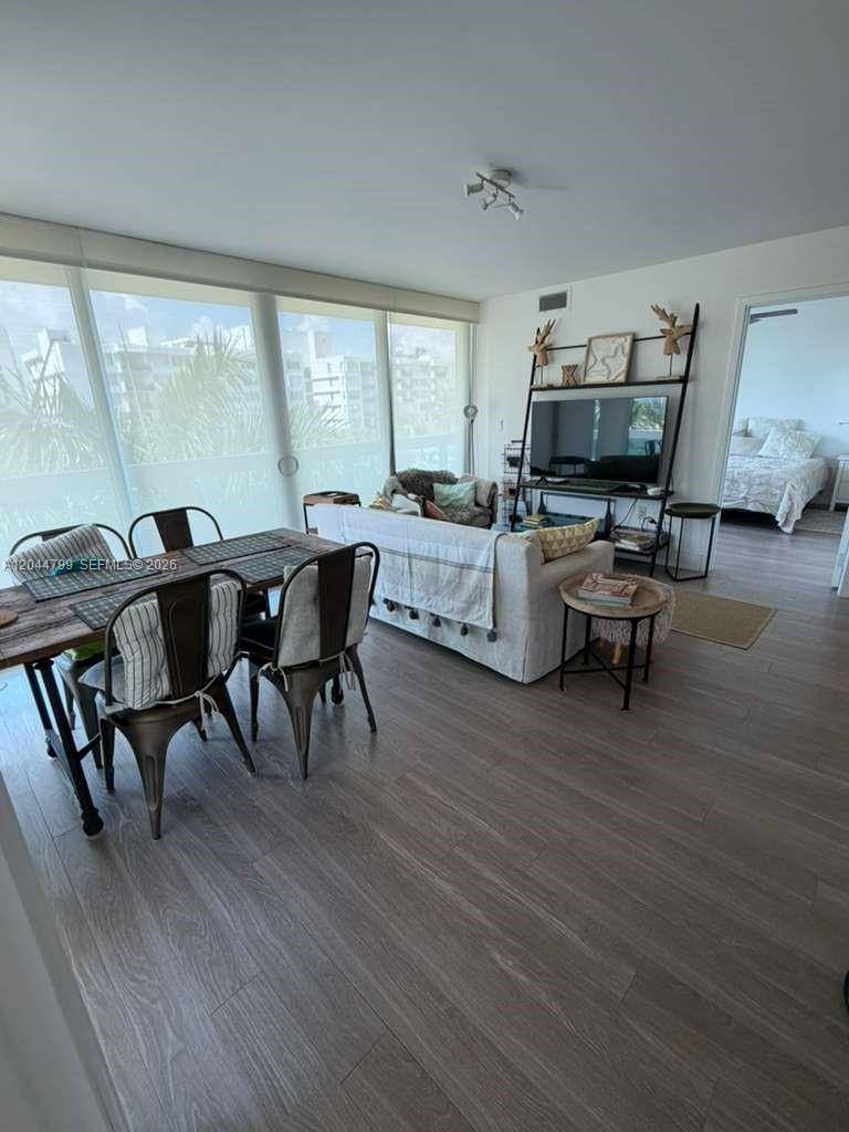 1025 92nd StBay Harbor Islands - BAY HARBOR CLUB CONDO condo unit 507 - picture