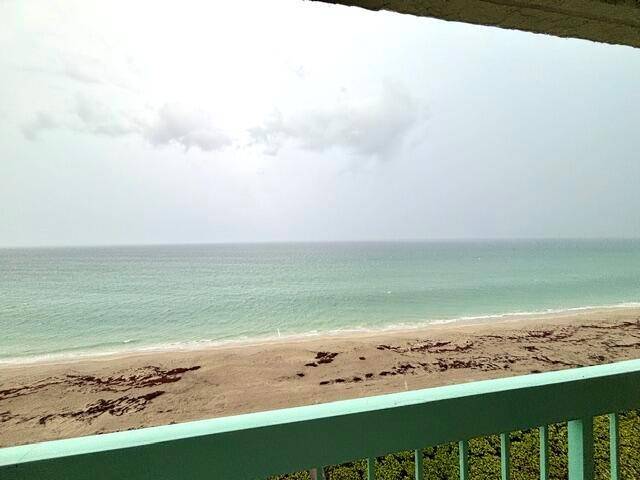 9940 S OceanJensen Beach - Condo condo unit 1004 - picture