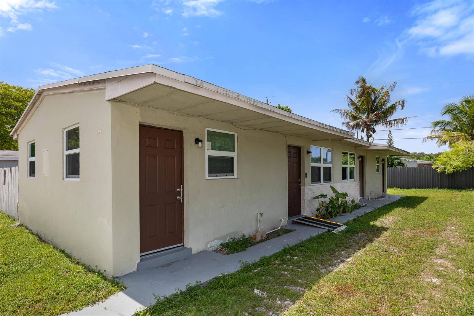 5521 SW 34thHollywood - LEE-MILL SUB condo unit 1-2 - picture