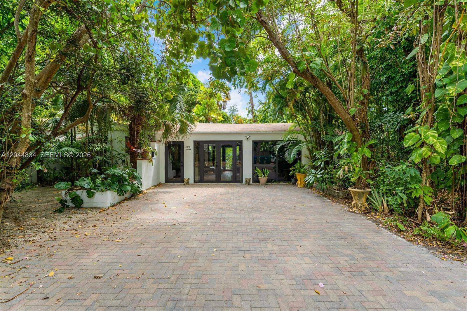 5390 Sunset DrMiami - picture