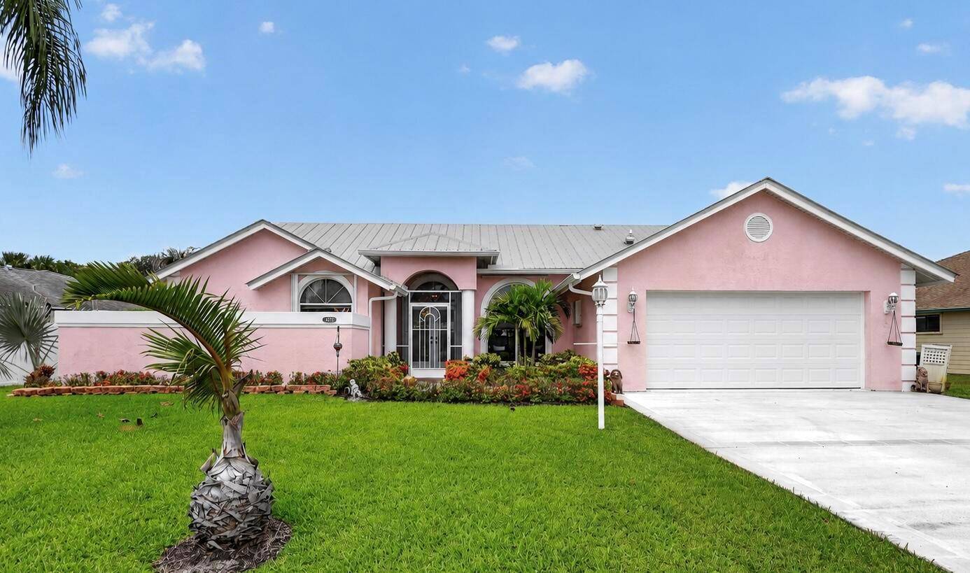 1921 NE AcapulcoJensen Beach - picture