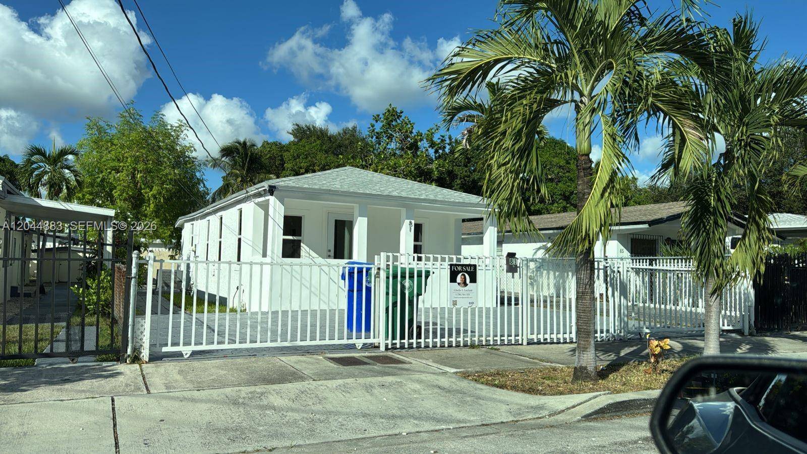 81 NW 44th StMiami - picture