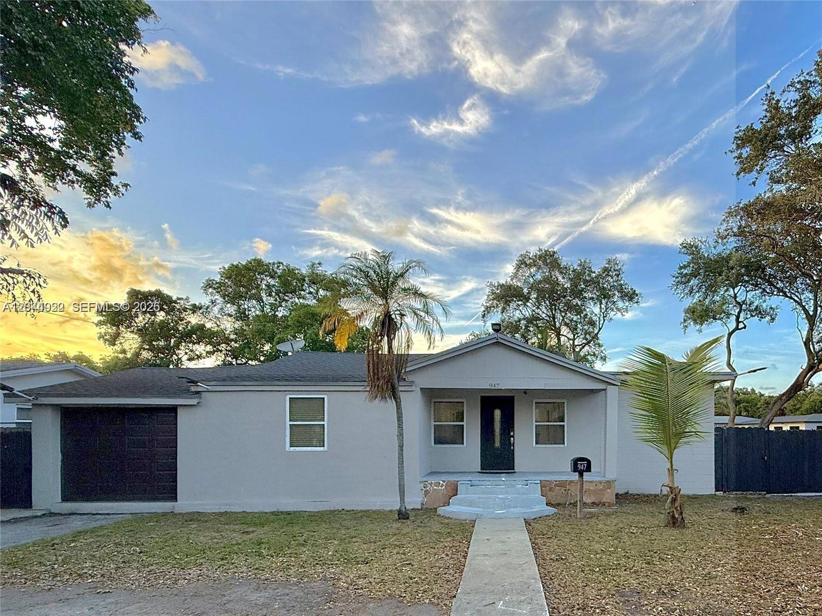 947 NE 149th StMiami - picture