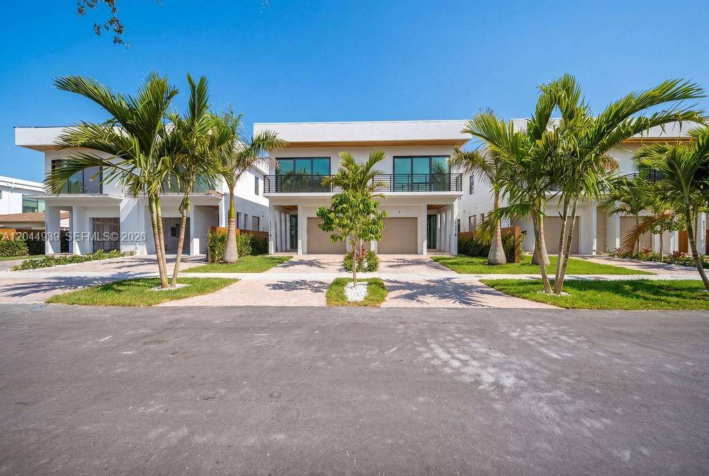 1332 NE 16th TerFort Lauderdale - picture