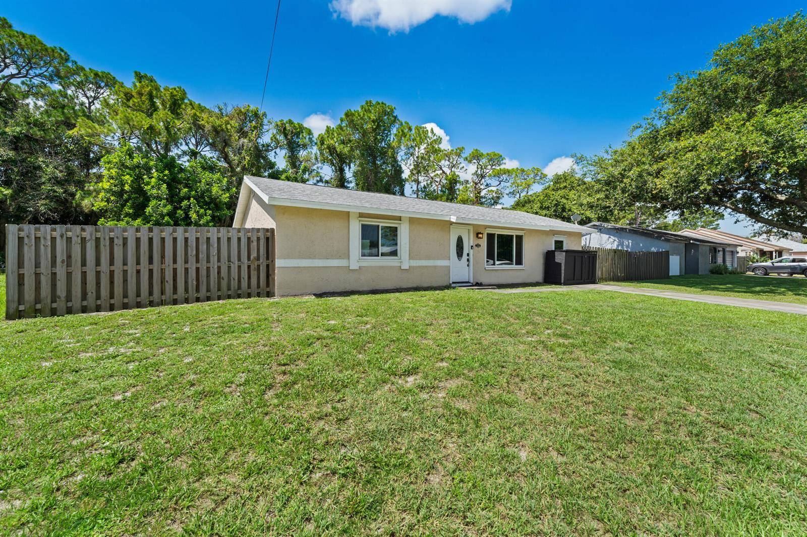 745 21stVero Beach - picture
