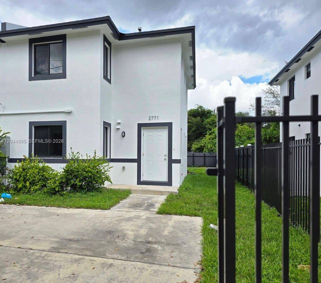 2771 NW 43rd TerranceMiami - Single Family-Annual,House condo unit 2771 - picture