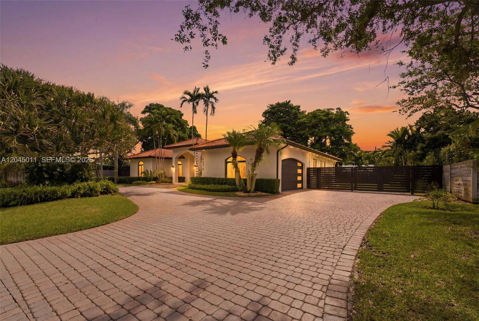 16615 SW 82nd CtPalmetto Bay - picture