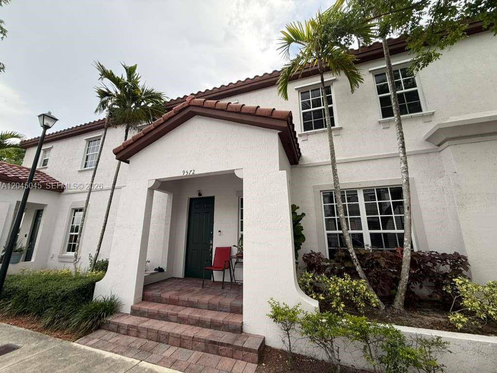 9572 SW 169th PlMiami - KENDALL COMMONS TOWNHOMES condo unit Main House - picture