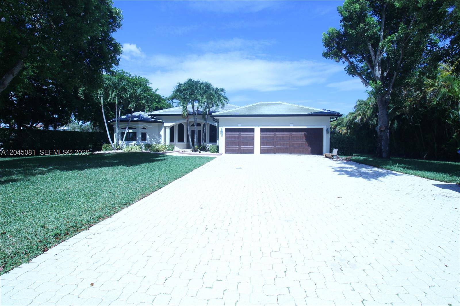16310 Paddock LnWeston - picture