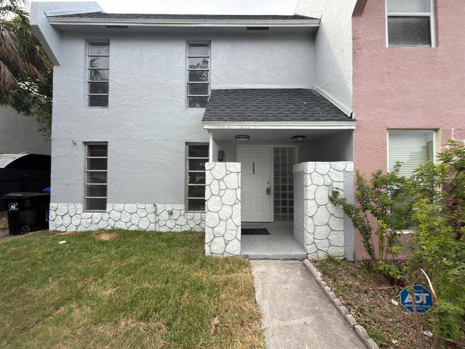 6583 Boulevard Of ChampionsNorth Lauderdale - picture