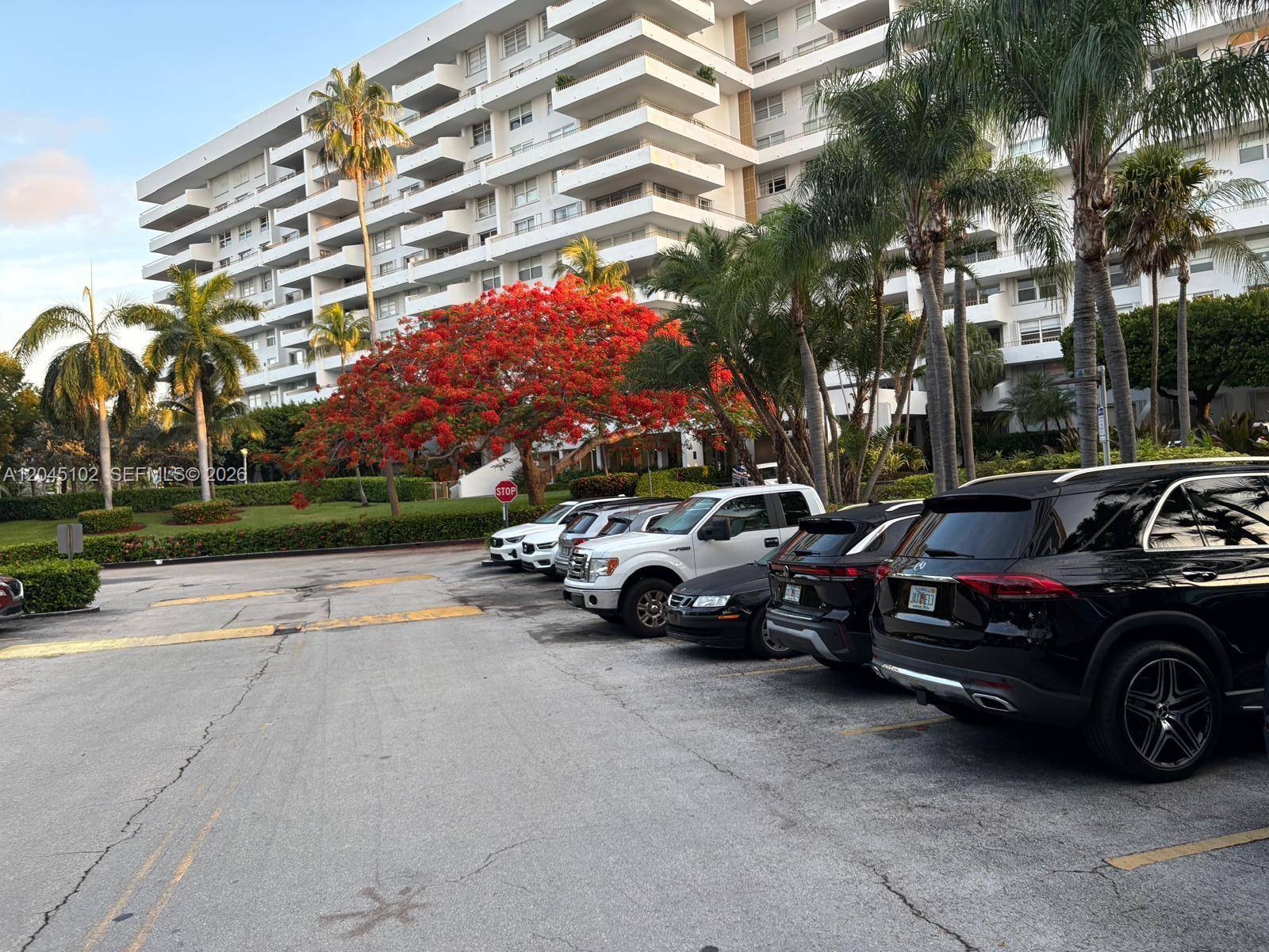 199 Ocean Lane DrKey Biscayne - Condo/Co-Op/Seasonal,Condo condo unit 113 - picture