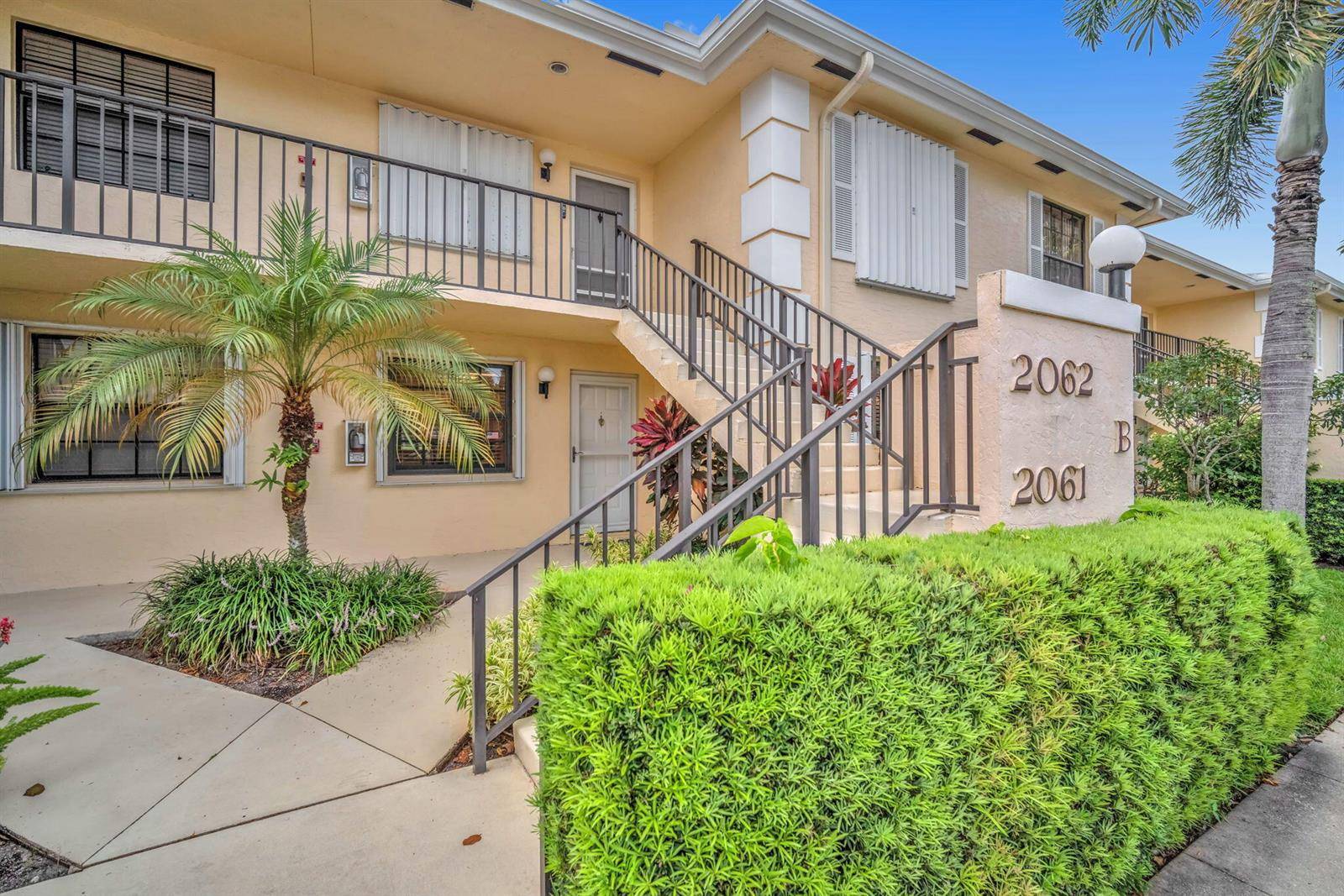 2061 KeystoneJupiter - KEYSTONE CONDO condo unit B - picture