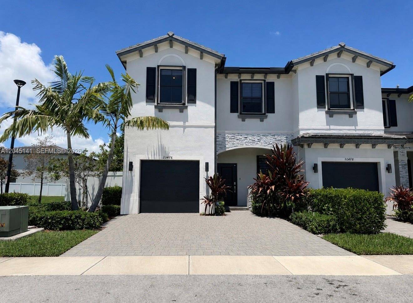 20476 NW 4th CtMiami Gardens - VISTA LAGO condo unit 20476 - picture