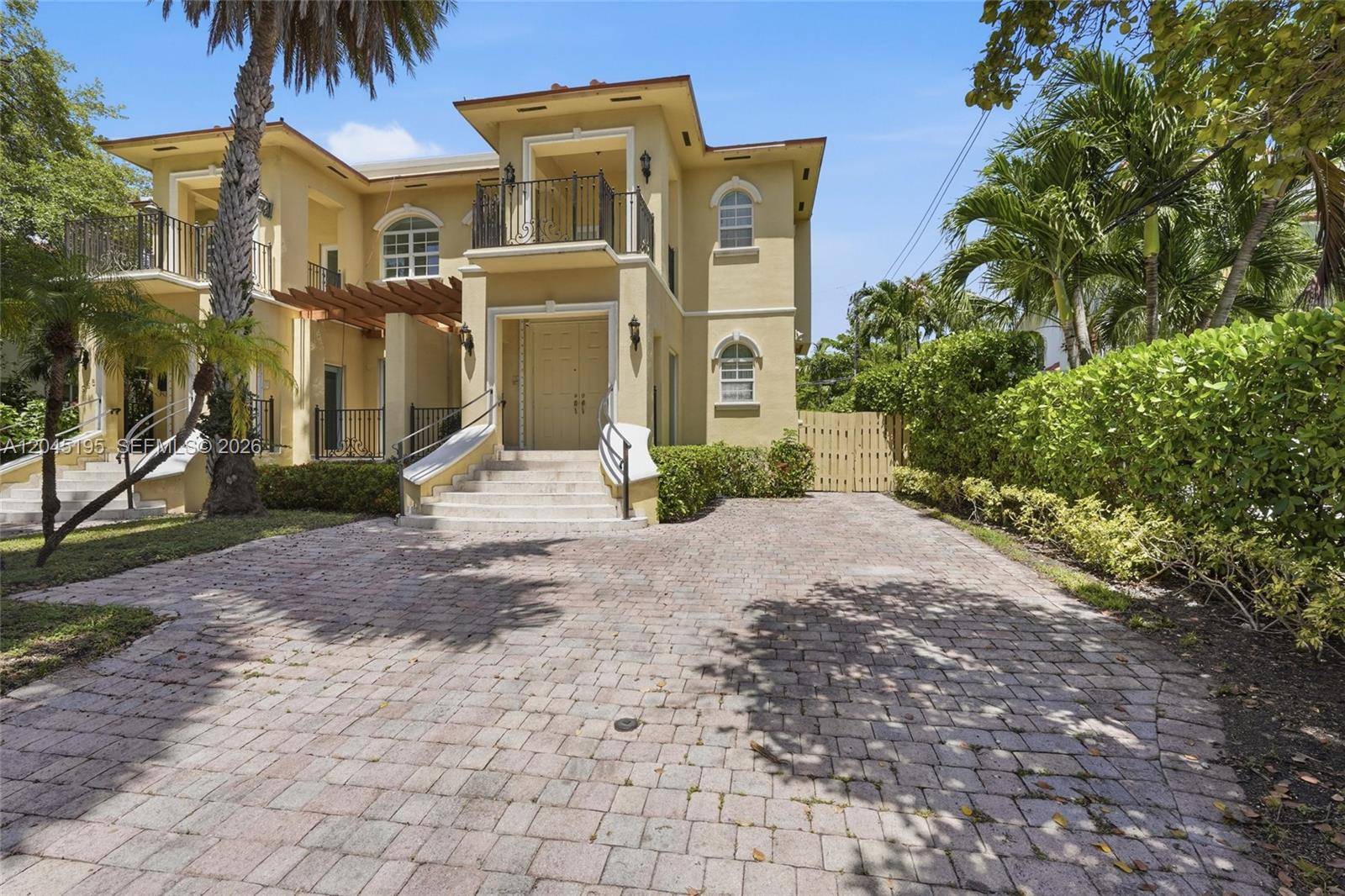 592 Fernwood RdKey Biscayne - Townhouse/Villa-Annual,Townhouse condo unit B - picture