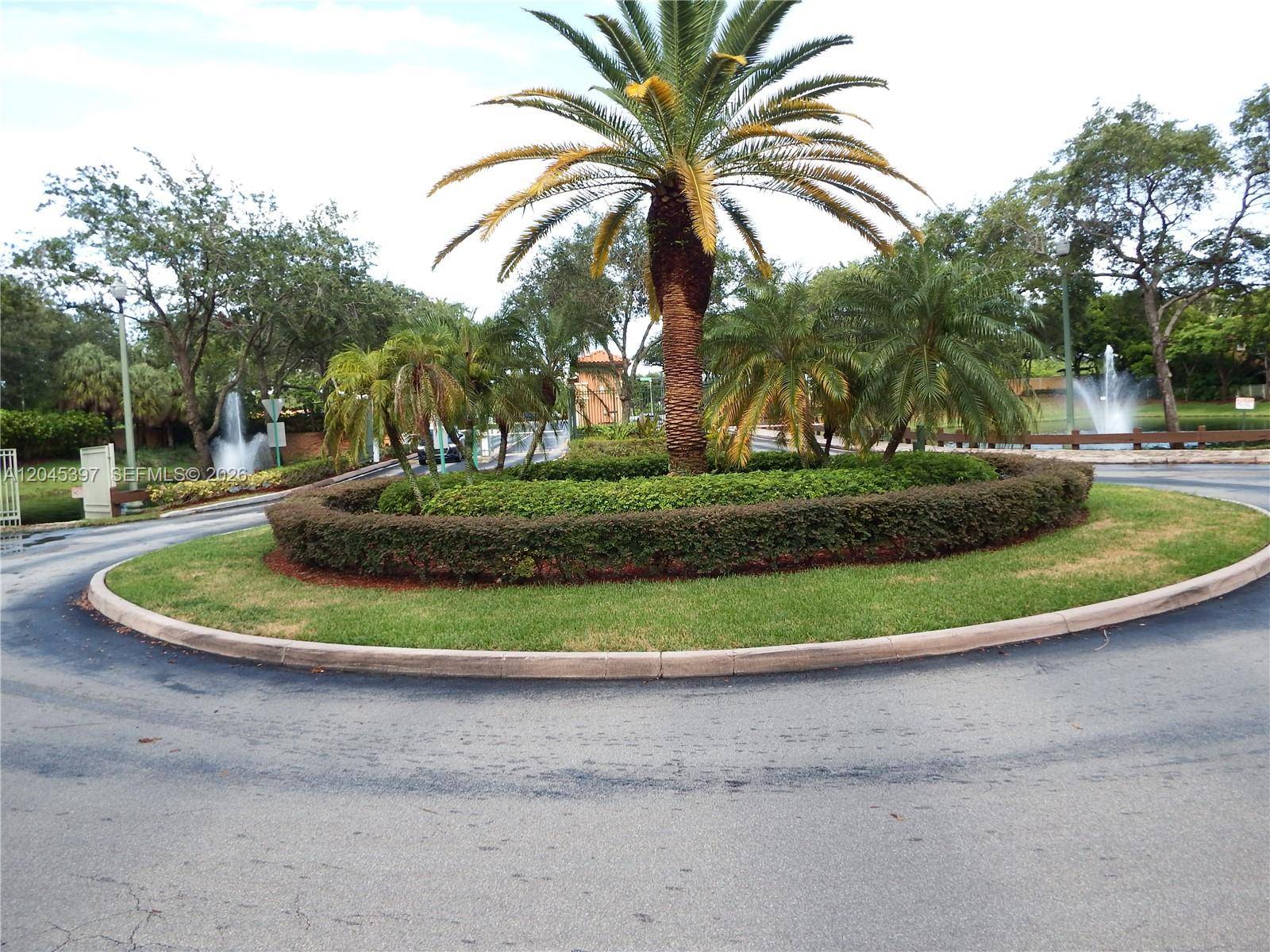 4943 Leeward LnDania Beach - VILLAS AT HARBOR ISLES CO condo unit 3204 - picture