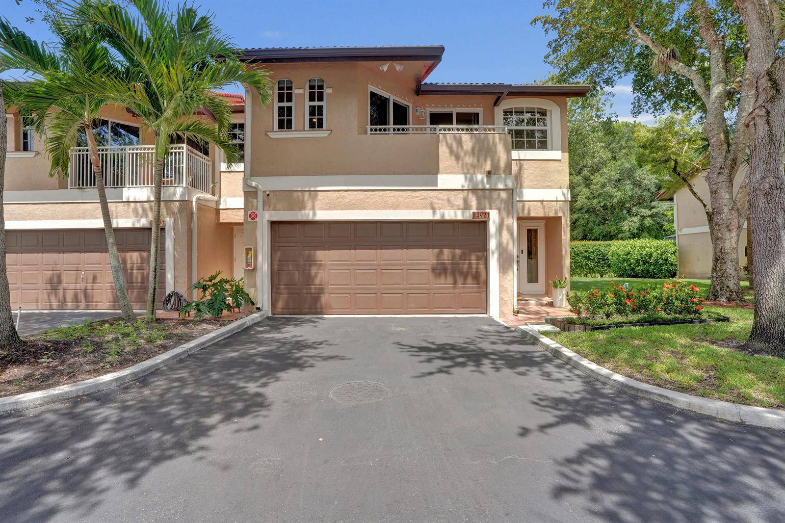 4921 RiversideCoral Springs - Townhouse condo unit 606 - picture