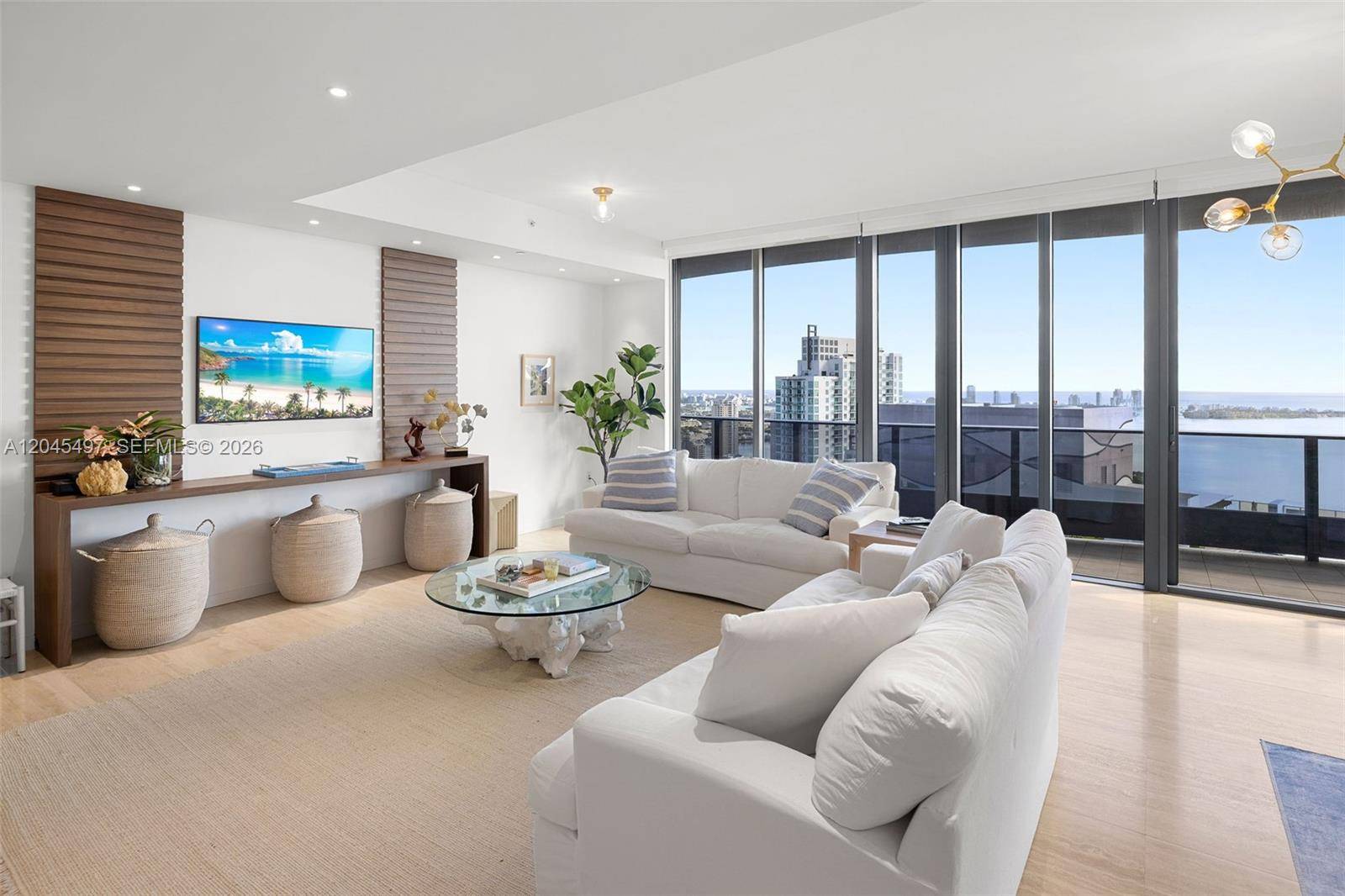 1000 Brickell PlzMiami - BRICKELL FLATIRON CONDO condo unit PH5403 - picture