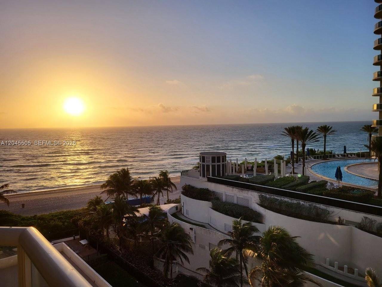 17275 Collins AveSunny Isles Beach - Condo 5+ Stories,Condo condo unit 804 - picture
