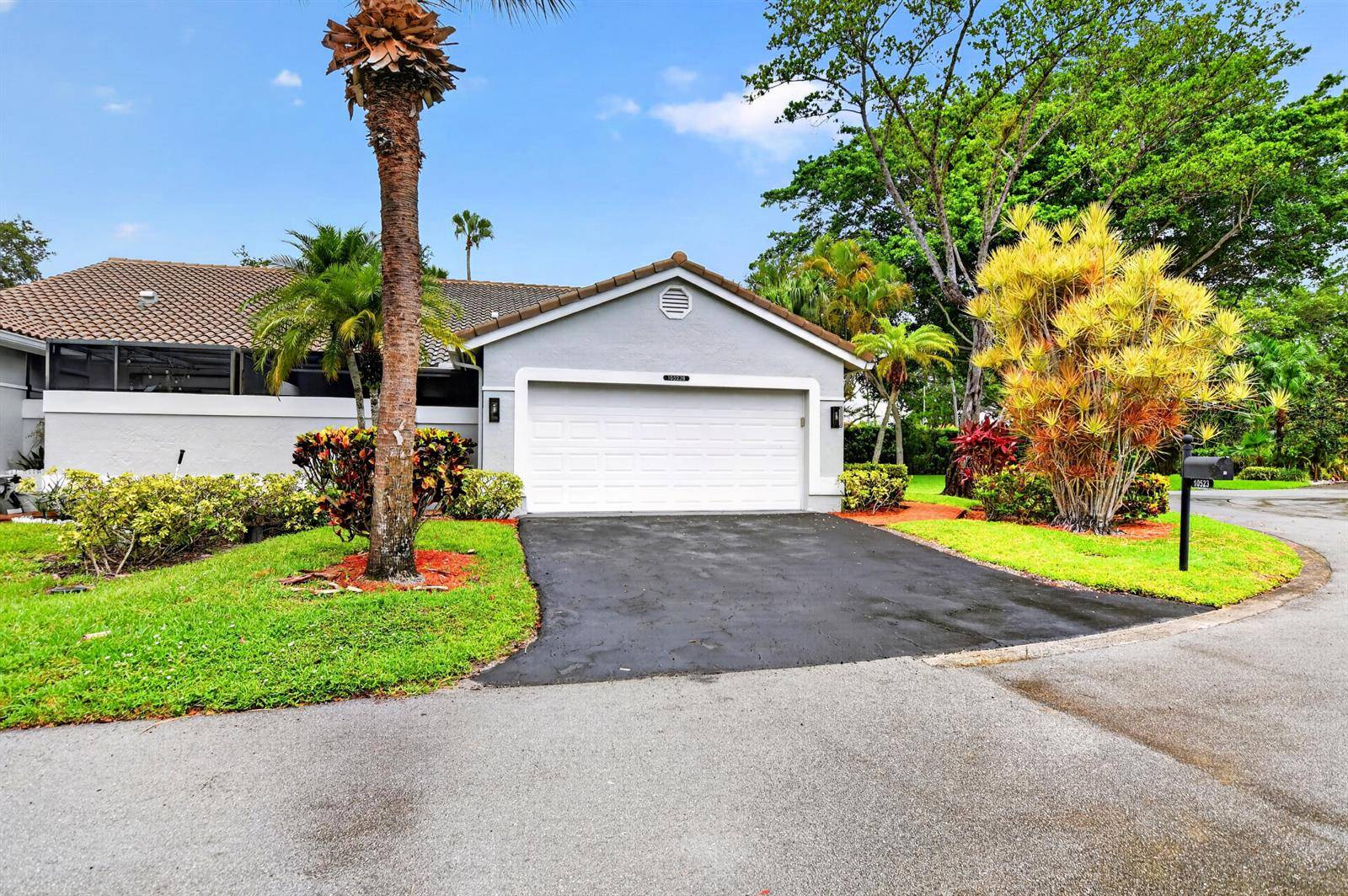 10523 LadypalmBoca Raton - WATERBERRY SEC 4 condo unit B - picture