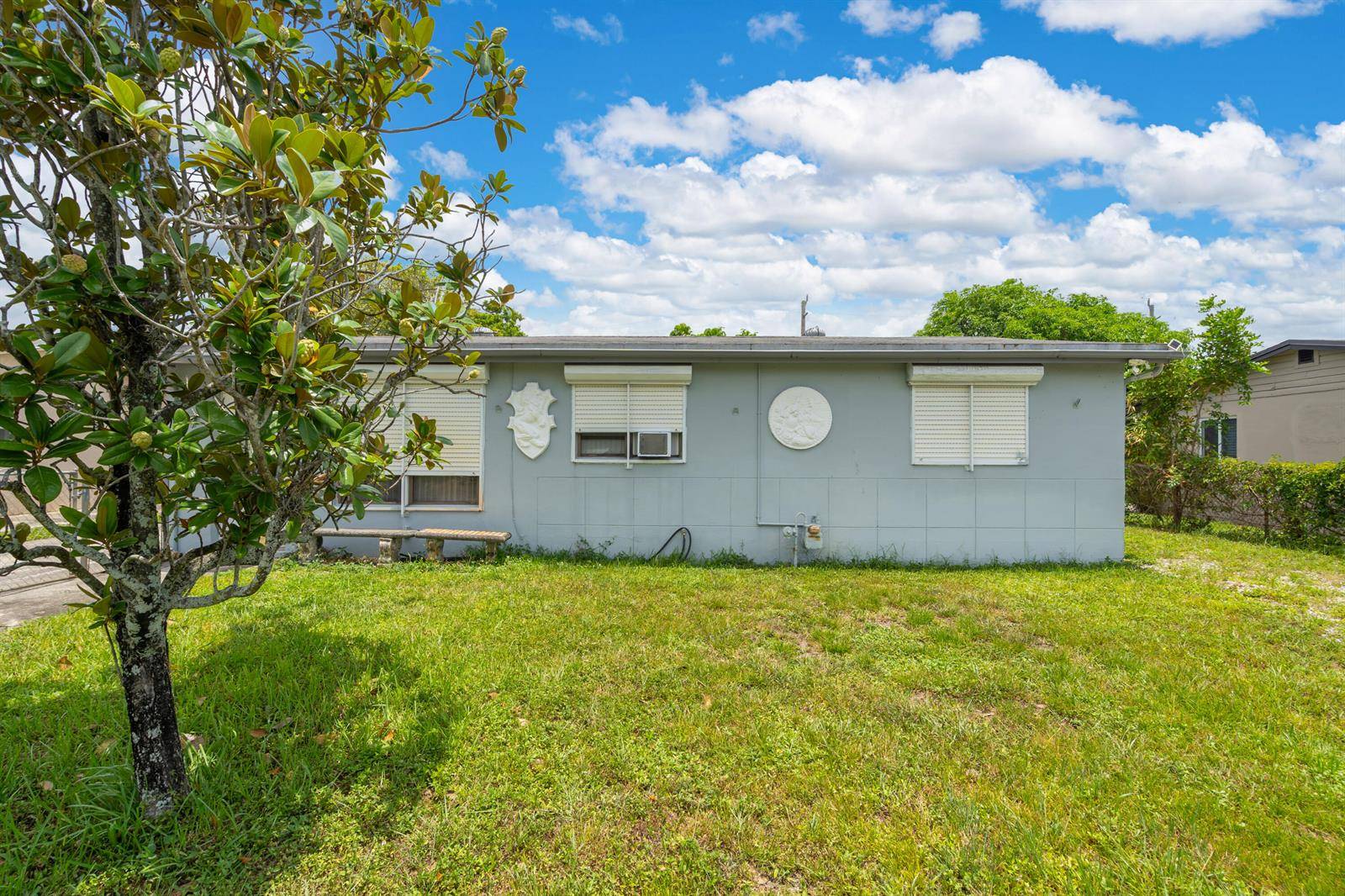 7831 NW 30thHollywood - picture