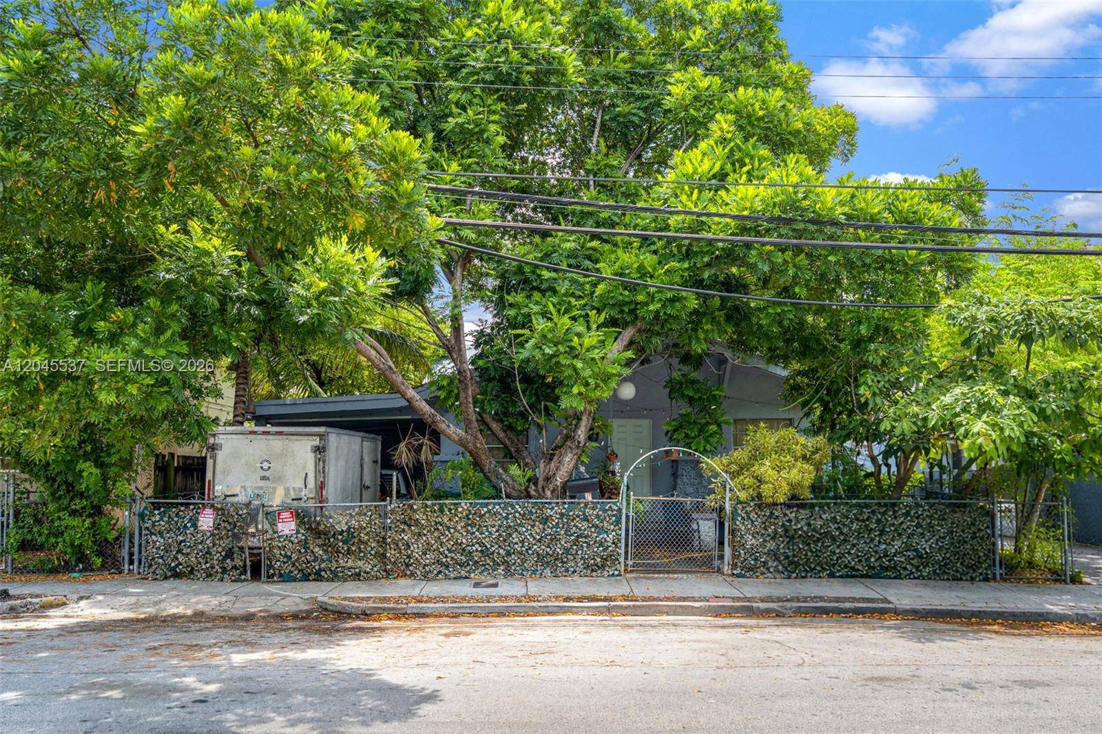 210 SW 13th AveMiami - picture